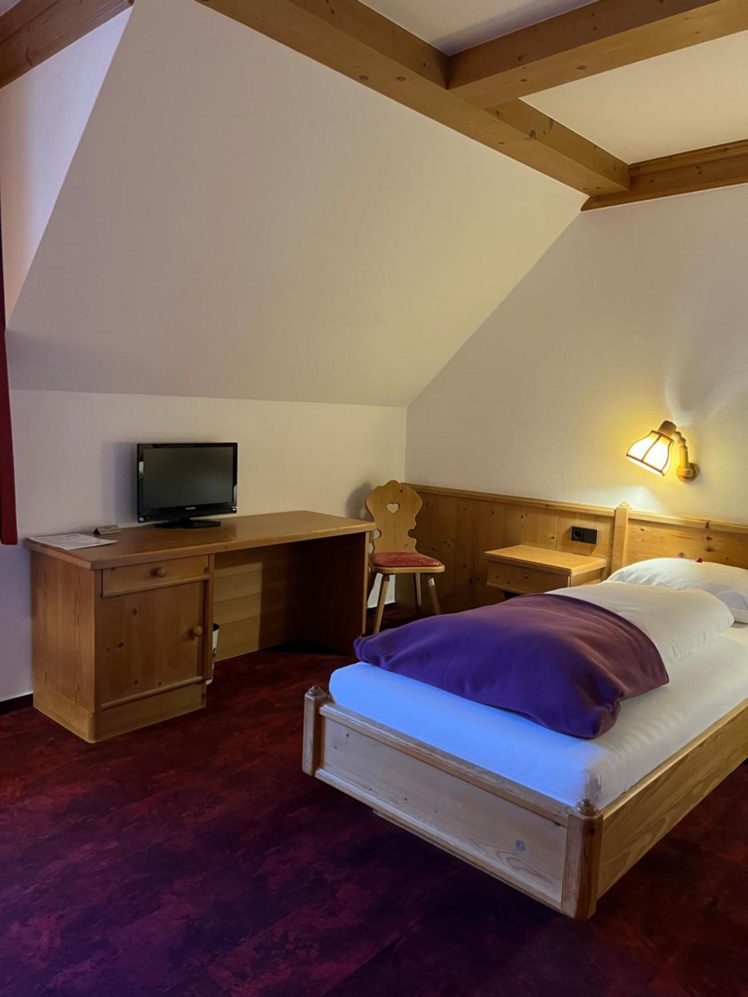 Hotel Gasthof Zum Ochsen Furtwangen Exterior photo